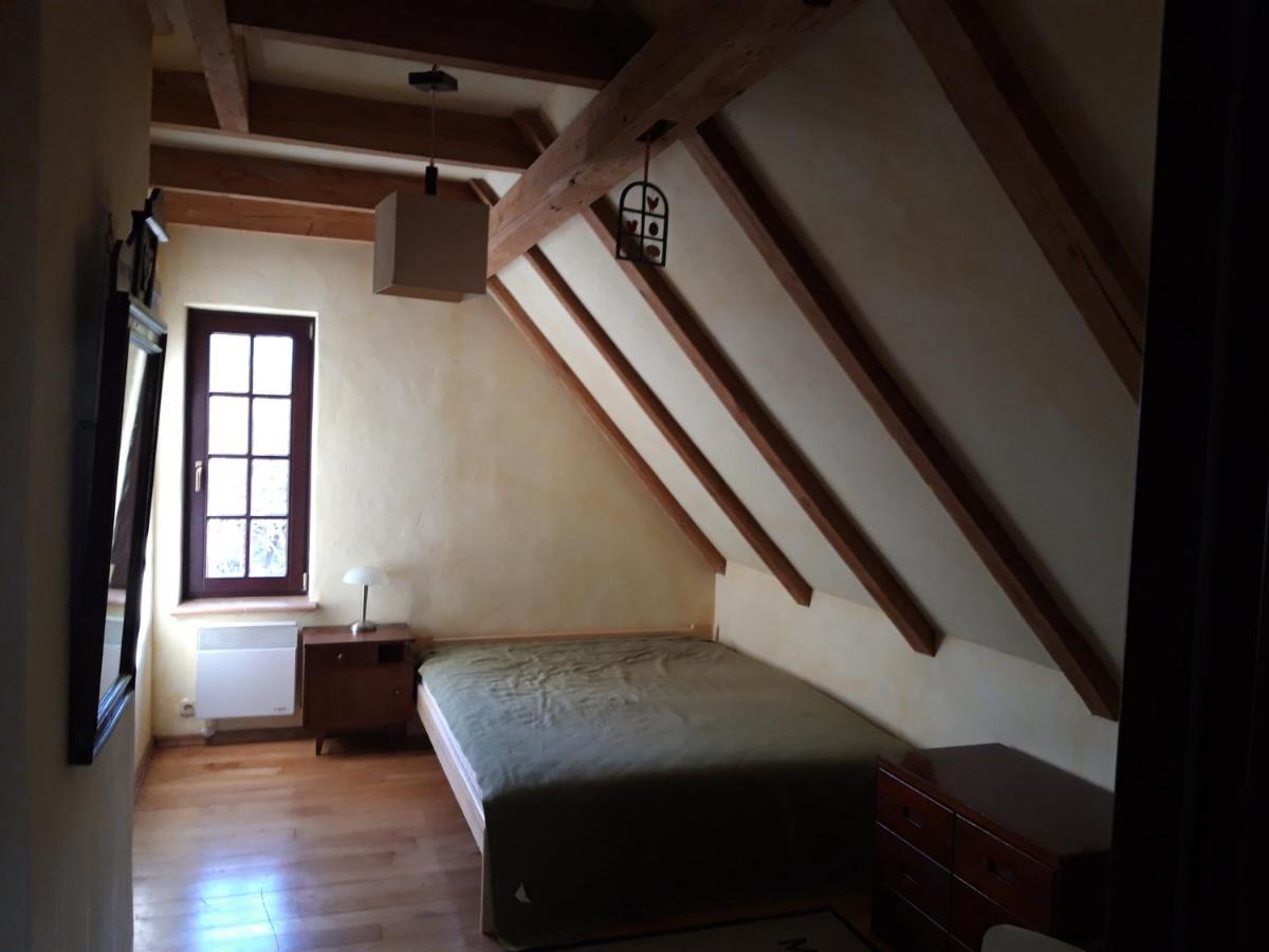 Vila Dom Kolo Rewala Paprotno Exteriér fotografie